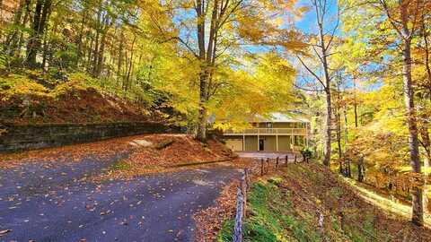 150 Dobson Mountain Trail, Franklin, NC 28734