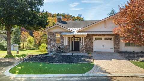 14 Lodge View, Franklin, NC 28734