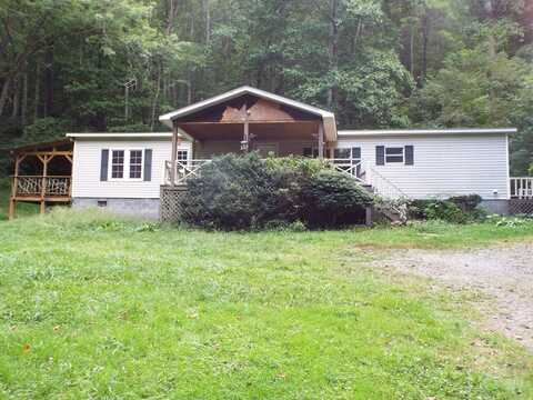 125 Stargazer Lane, Tuckasegee, NC 28783