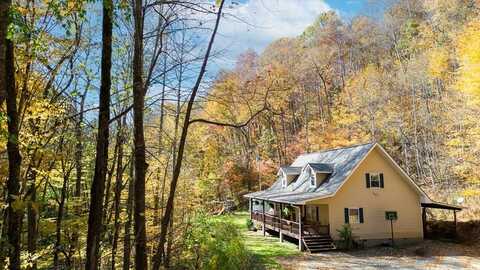 1437 Dark Ridge Rd, Sylva, NC 28779