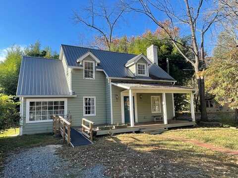 57 Brendle St, Sylva, NC 28779