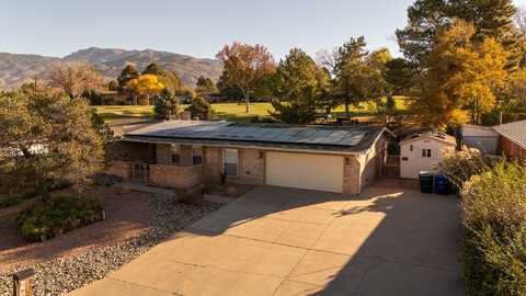 612 WAGON TRAIN Drive SE, Albuquerque, NM 87123