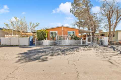 3300 15th Street, Rosamond, CA 93560