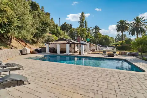 4664 Encino Avenue, Encino, CA 91316