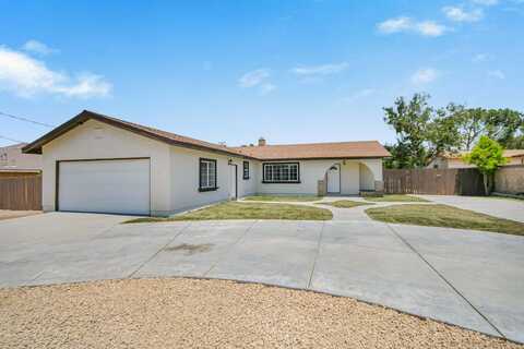 41450 W 50th Street, Lancaster, CA 93536