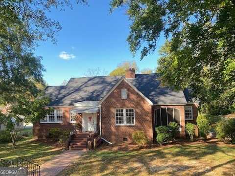 311 E 4th, West Point, GA 31833