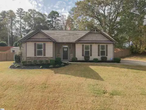 9 Fenton Court, Travelers Rest, SC 29690