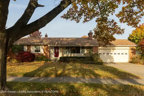 1508 Briarwood Drive, Lansing, MI 48917