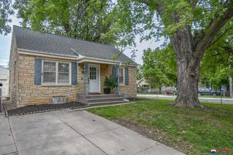 2310 N 63 Street, Lincoln, NE 68505