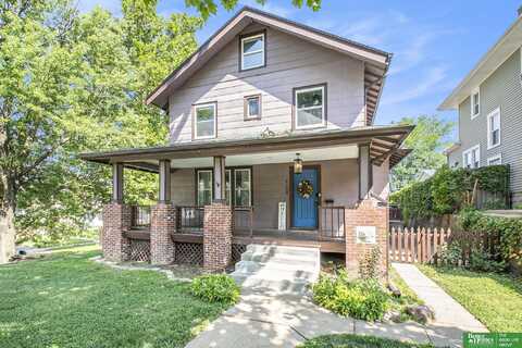 4188 Cass Street, Omaha, NE 68131