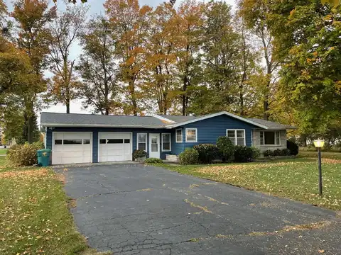 28981 E Fawn River Road, Sturgis, MI 49091