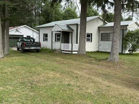 4465 Filter Road, Harrison, MI 48625