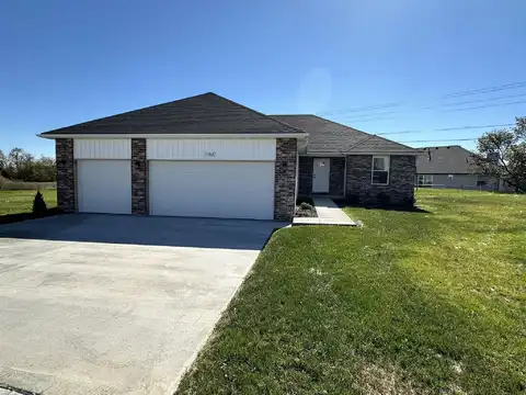 1160 N Maxine Avenue, Nixa, MO 65714