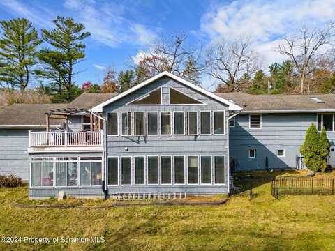 998 E Parkway Road, Bear Creek, PA 18702