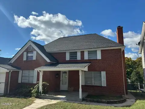 402 N C Street, Lenoir City, TN 37771