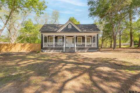 605 E CALVERT ST., Troup, TX 75789