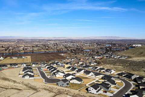 Kelandren Drive, Prosser, WA 99350