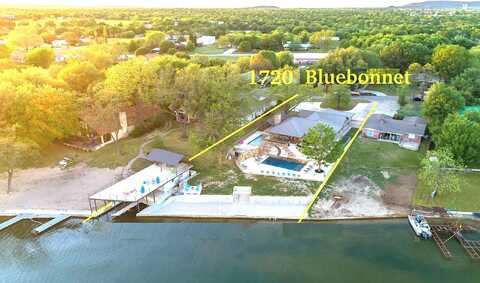 1720 BLUEBONNET, Kingsland, TX 78639