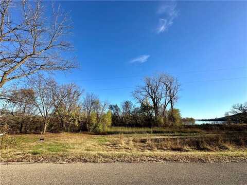 Monument Road, Wathena, KS 66090