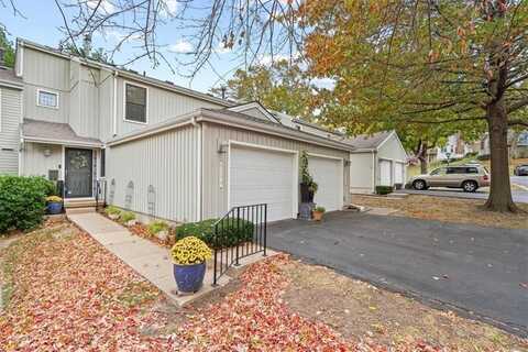 8554 W 108th Place, Overland Park, KS 66210