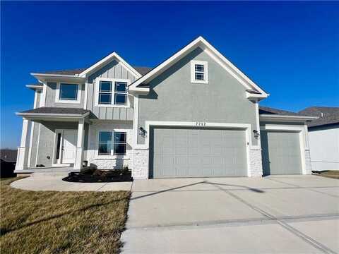 7712 NE 106th Place, Kansas City, MO 64157