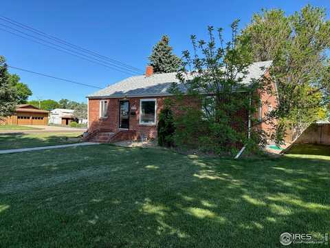 522 W 7th St, Julesburg, CO 80737