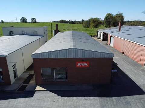 8646 US Highway 421, McKee, KY 40447