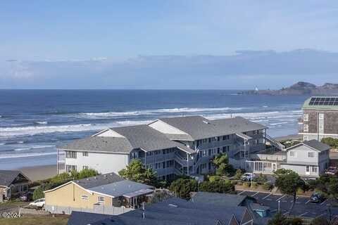 701 NW Coast, Newport, OR 97365