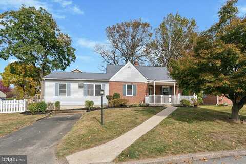 8 JAMES RD, HATBORO, PA 19040