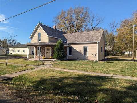 521 Charles, Greenville, IL 62246