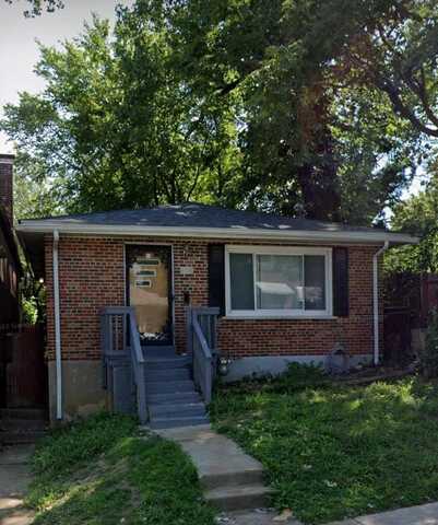 858 Canaan Avenue, Saint Louis, MO 63147