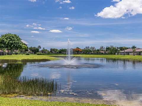 9264 Vista Del Lago, Boca Raton, FL 33428