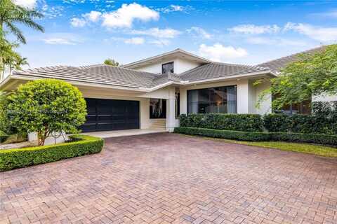 7185 E Lago Dr, Coral Gables, FL 33143