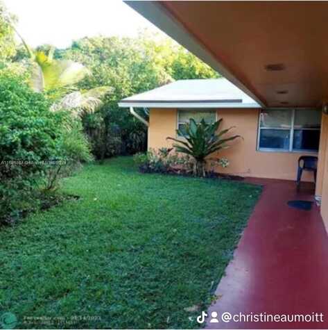 5640 NW 15th St, Lauderhill, FL 33313