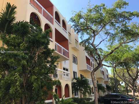 8101 Camino Real, Miami, FL 33143