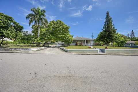 830 S Ridge St, Lake Worth, FL 33460