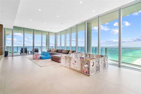 17475 Collins Ave, Sunny Isles Beach, FL 33160