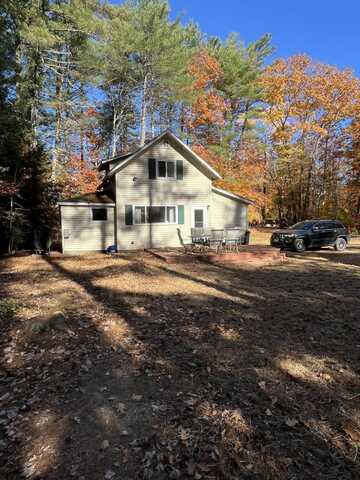 32 Dolloff Road, Sebago, ME 04029