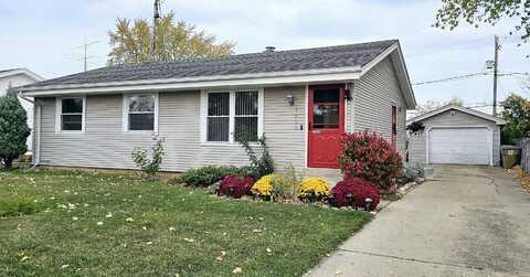 4925 Pershing Blvd, Kenosha, WI 53144