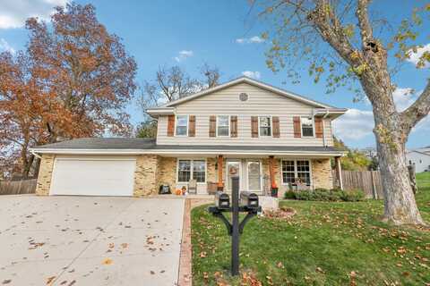 609 Grove St, Waukesha, WI 53186