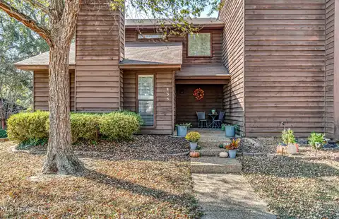 835 Planters Point, Canton, MS 39046