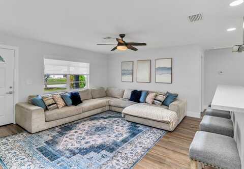 8184 ANHINGA, Fort Myers, FL 33967