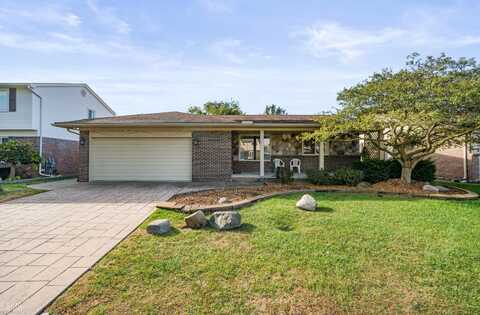 15780 Amore, Clinton Township, MI 48038