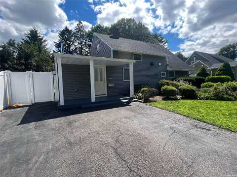 292 Acre Lane, Hicksville, NY 11801