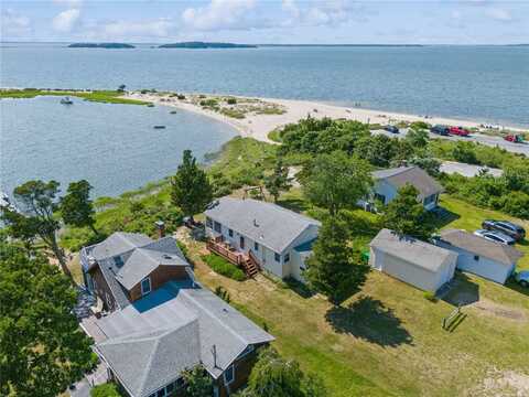 81 Pine Neck Avenue, Sag Harbor, NY 11963