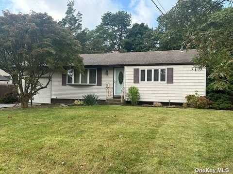 162 Gibbs Road, Central Islip, NY 11722