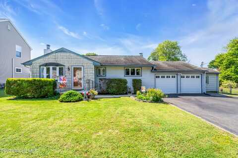 12 Oakshades Avenue, Aberdeen, NJ 07747