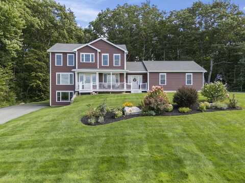 32 Woodbury Road, Auburn, ME 04210