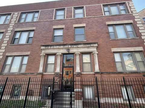 4434 S Calumet Avenue, Chicago, IL 60653