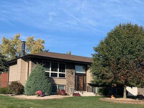 7912 W 100th Place, Palos Hills, IL 60465